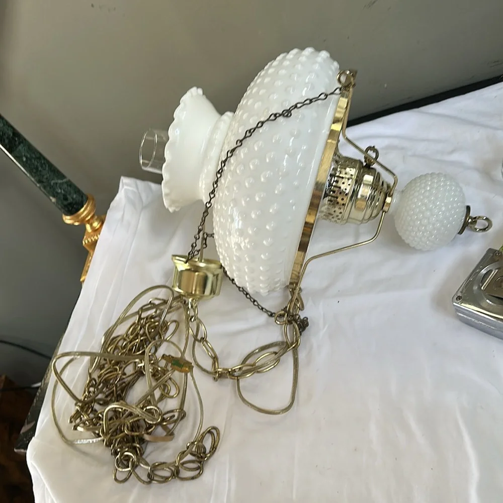 Vintage Elegant Milk Glass Hanging Lamp